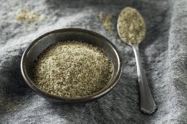 Sağlıklı kuru organik kereviz tohumu