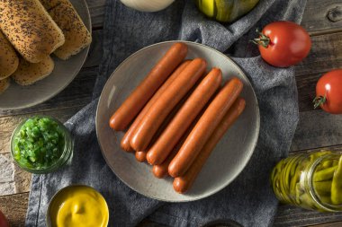 Chicago Stil sosisli sandviç malzemeler