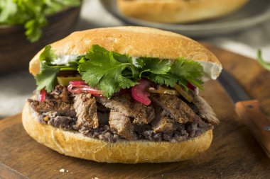 Ev yapımı Meksika etli Torta sandviç