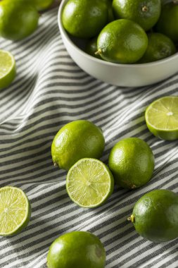 Ham organik narenciye Limes yeşil