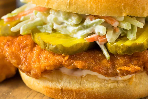 Homemade Nashville Hot Fish Sandwich — Stock Photo, Image