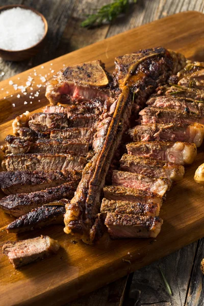 Hierba casera Fed Cut Up T Bone Steak — Foto de Stock