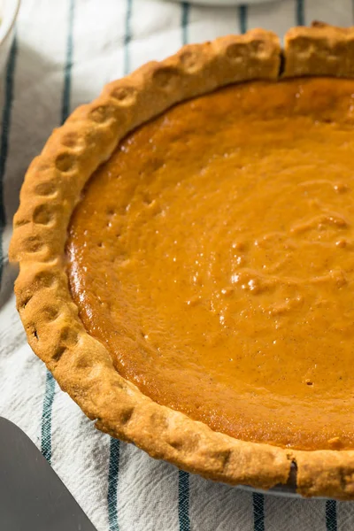 Zelfgemaakte Thanksgiving pompoen taart — Stockfoto