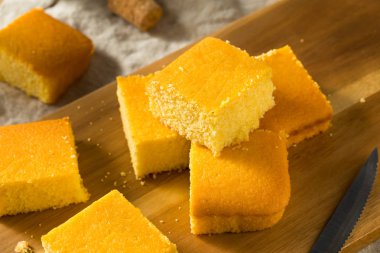 Ev yapımı Mısır ekmeği.