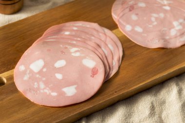 Organik Dilimlenmiş Mortadella Bologna Et