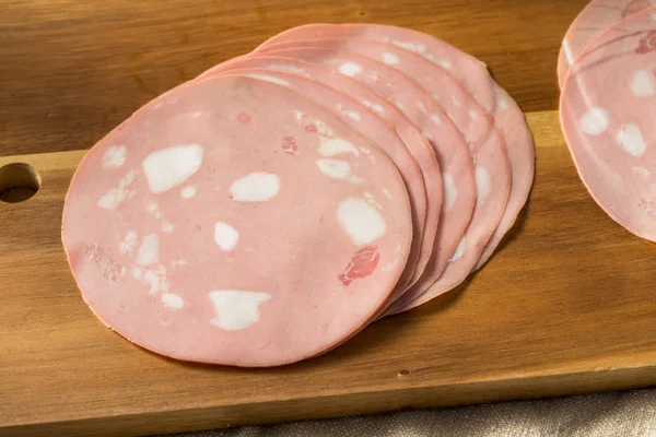 Βιολογικό τεμαχισμένο κρέας Mortadella Bologna — Φωτογραφία Αρχείου