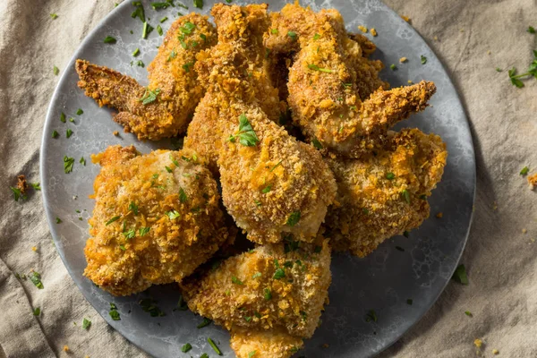 Hausgemachter Ofen gebackenes gebratenes Huhn — Stockfoto