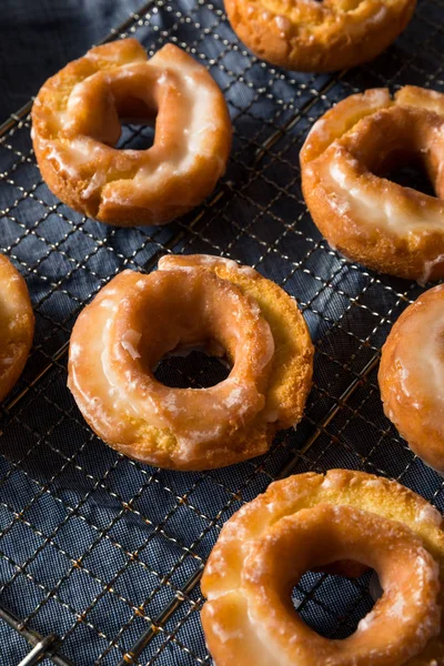 Hausgemachte altmodische Donuts — Stockfoto