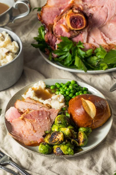 Hausgemachter glasierter Urlaubsschinken-Braten — Stockfoto