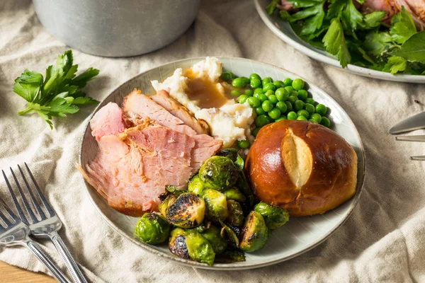 Homemade Glazed Holiday Ham Roast — Stock Photo, Image