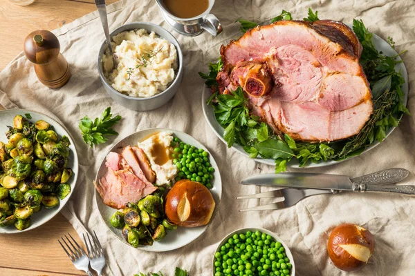 Hemmagjorda glaserade Holiday Ham Roast — Stockfoto