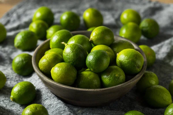 Ham organik Anahtar Limes yeşil — Stok fotoğraf