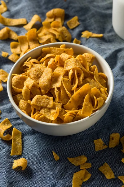 Patatas de maíz crujientes de sal —  Fotos de Stock