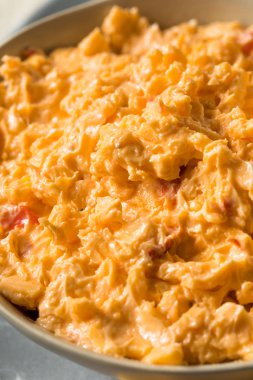 Ev yapımı Pimento Peyniri