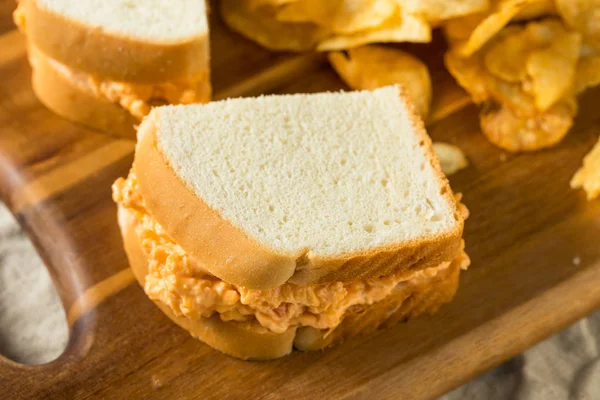 Sandwich au fromage PImento maison — Photo
