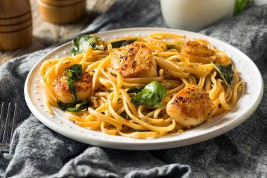 Ev yapımı İtalyan Karides Makarnası