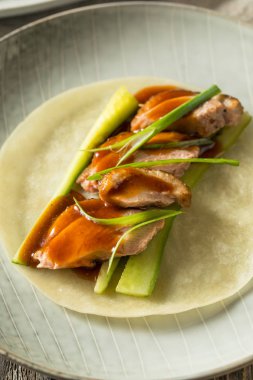 Ev yapımı Çin Pekin Ördeği