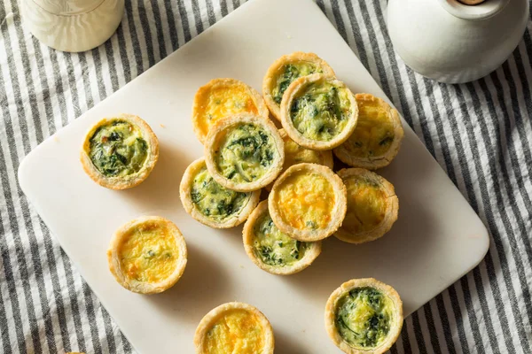 Homemade Mini Egg Quiches — Stock Photo, Image