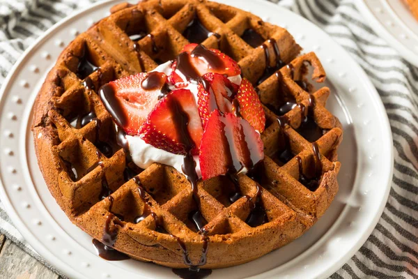 Zelfgemaakte Dark Chocolate Wafels — Stockfoto