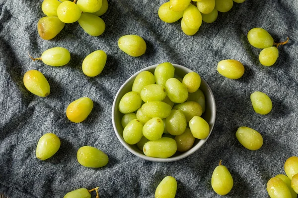 Organic Raw Green Grapes — Stock Photo, Image