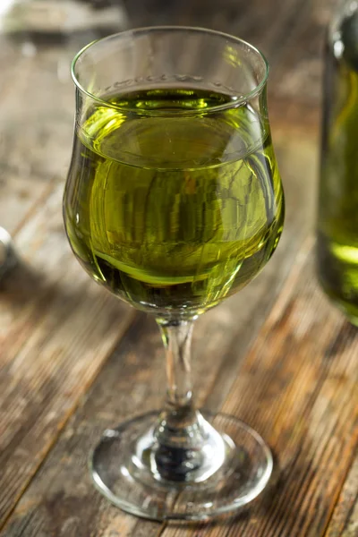 Licor de Chartreuese ecológico — Foto de Stock