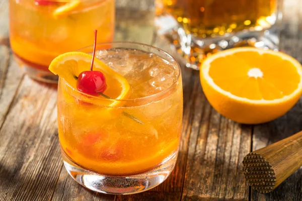 Zelfgemaakte Wisconsin Brandy Old Fashioned Cocktail — Stockfoto