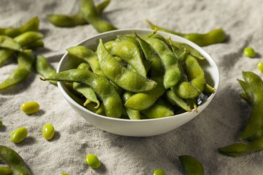 Pişmiş Yeşil Organik Edamame Fasulyeleri