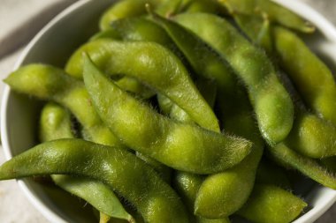 Pişmiş Yeşil Organik Edamame Fasulyeleri