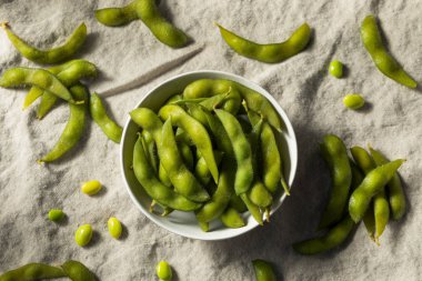 Pişmiş Yeşil Organik Edamame Fasulyeleri