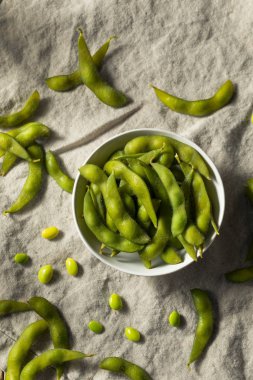 Pişmiş Yeşil Organik Edamame Fasulyeleri