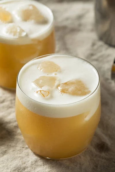 Cocktail azedo de limão de tequila alcoólica — Fotografia de Stock