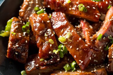 Ev yapımı Çin Mangallı Domuz Pirzolası