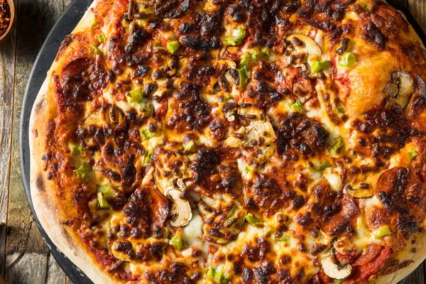 Homemade Louisville Style Supreme Pizza — Stock Photo, Image