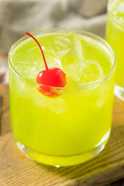 Сайт Гурту Green Melon Midori Sour Red Cherry — стокове фото