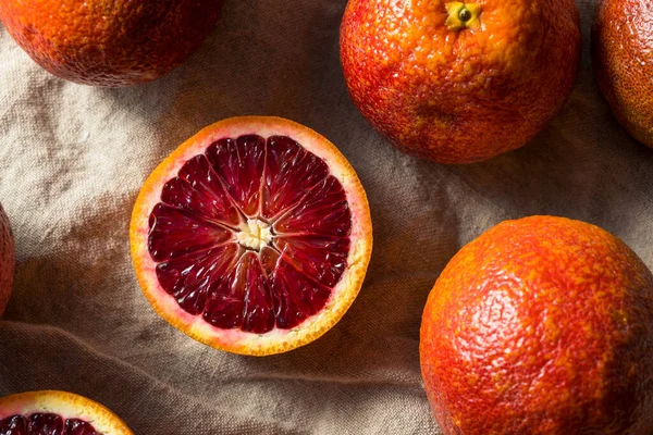 Raw Organic Red Blood Oranges Bunch — Stock Photo, Image