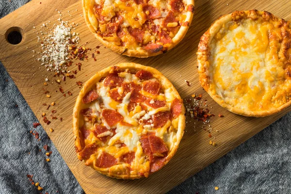 Заморожені Індивідуальні Піци Готові Їжі — стокове фото