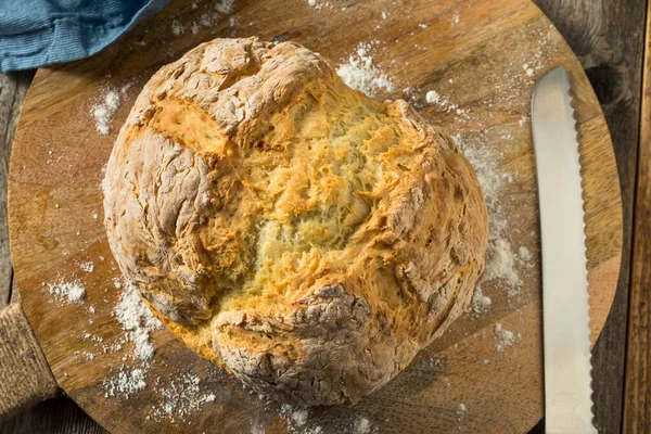 Pâine Simplă Irlandeză Sodiu Pregătită Pentru Tăiere — Fotografie, imagine de stoc