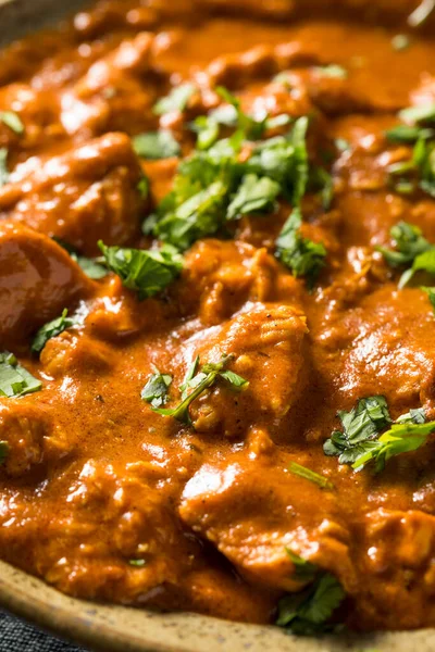 Hausgemachtes Chicken Tikka Masala Mit Koriander Und Soße — Stockfoto