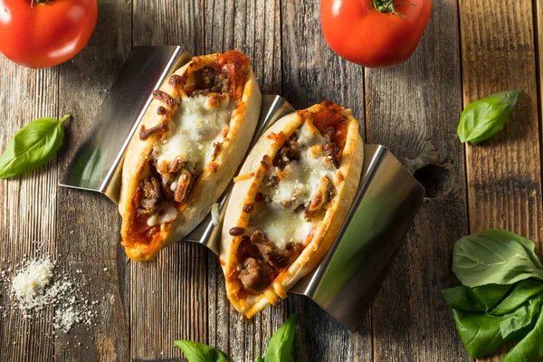 Taco Casero Pizza Carne Con Queso Albahaca — Foto de Stock