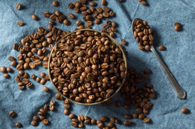 Kuru Organik Espresso Kahve Kasesindeki Fasulyeler