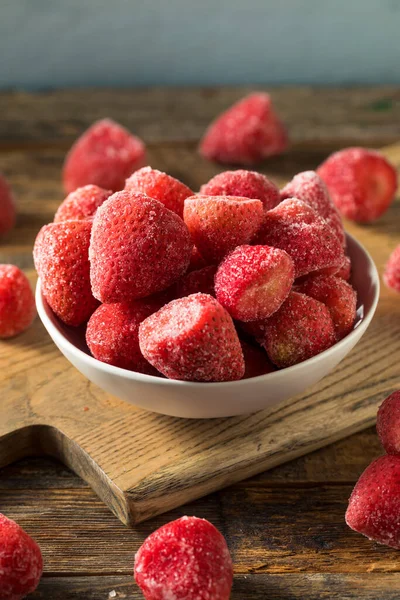 Organic Frozen Red Strawberries Bowl — Stock Photo, Image