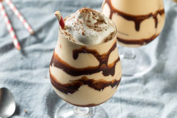 Homemade Boozy Frozen Mudslide Cocktail Whipped Cream — 스톡 사진