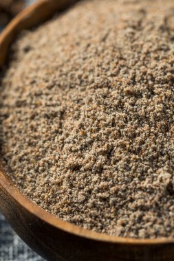 Çiğ Organik Kakule Baharatı