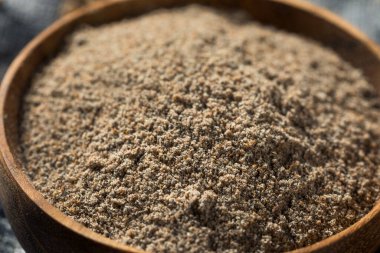 Çiğ Organik Kakule Baharatı