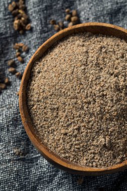 Çiğ Organik Kakule Baharatı