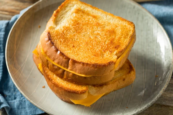 Zelfgemaakte Gegrilde Kaas Sandwich Klaar Eten — Stockfoto