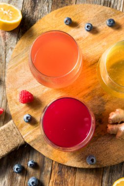 Meyveli Alkolik Sert Komşu Şarabı