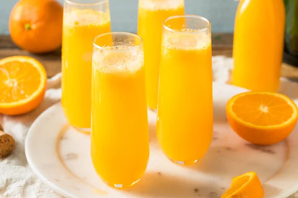 Mimosa Champanhe Com Suco Laranja Pronto Para Beber — Fotografia de Stock