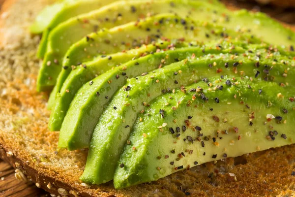 Tostadas Aguacate Caseras Saludables Con Sal Pimienta —  Fotos de Stock