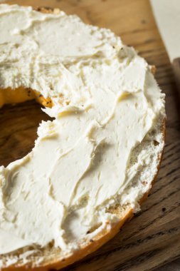 Ev yapımı Kremalı Peynir Kasede